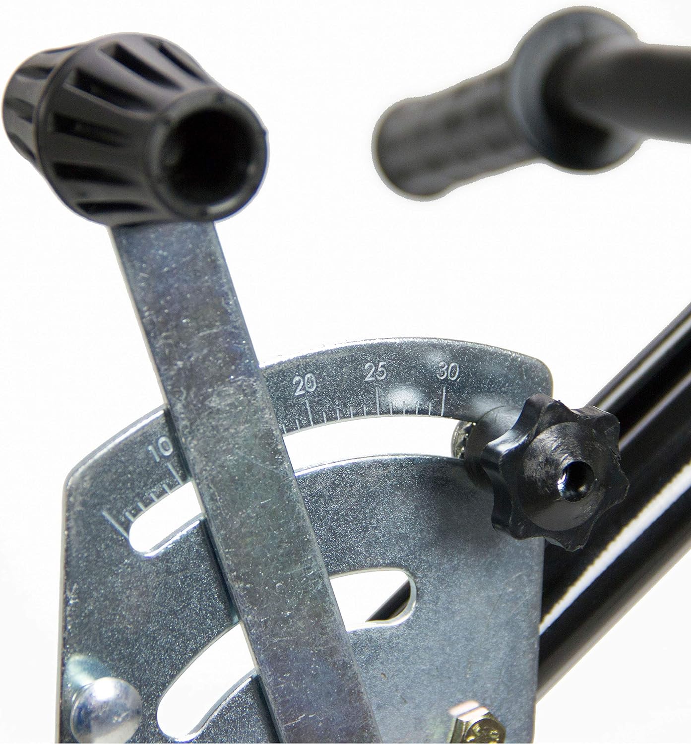 Chapin 8303C Made in the USA 100 lb. Contractor Turf Broadcast Spreader with Enclosed Gears System, Rugged Powder Coated Steel Frame, 12 Inch Tire, Includes Rain Cover and Grate, Red